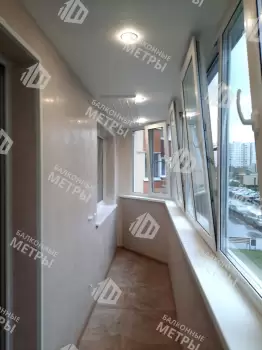 Остекление и отделка балкона Лодочка