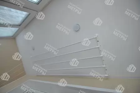 Остекление и отделка балкона ПВХ панелями и ламинатом